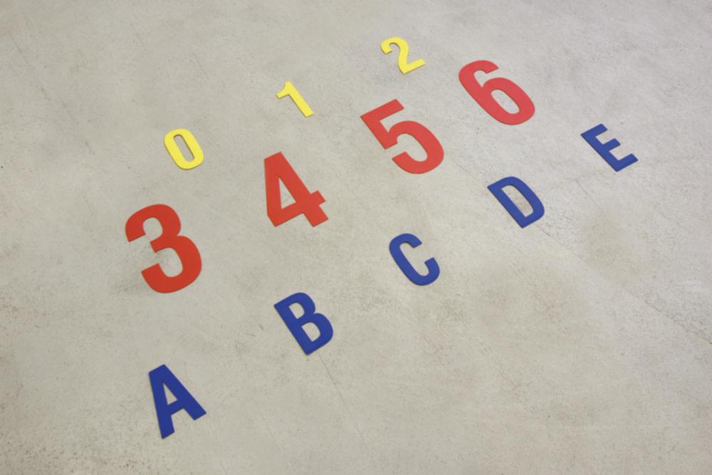 Ergomat Numbers Xtreme 9 cm Grey Set of 75 Pieces

