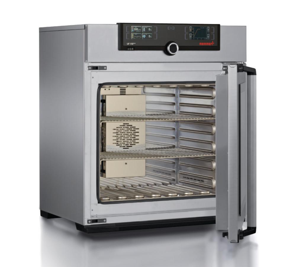 Memmert UN30plus Universal Cabinet, 32 L, +5°C to +300°C, Natural Air Circulation, TwinDISPLAY