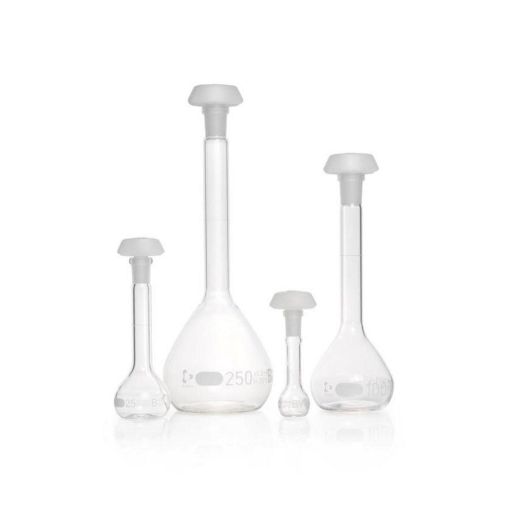 DWK Duran Volumetric Flask 2000 ml, Class B White Graduation, One Graduation Mark, Polyethylene Stopper, NS 29/32